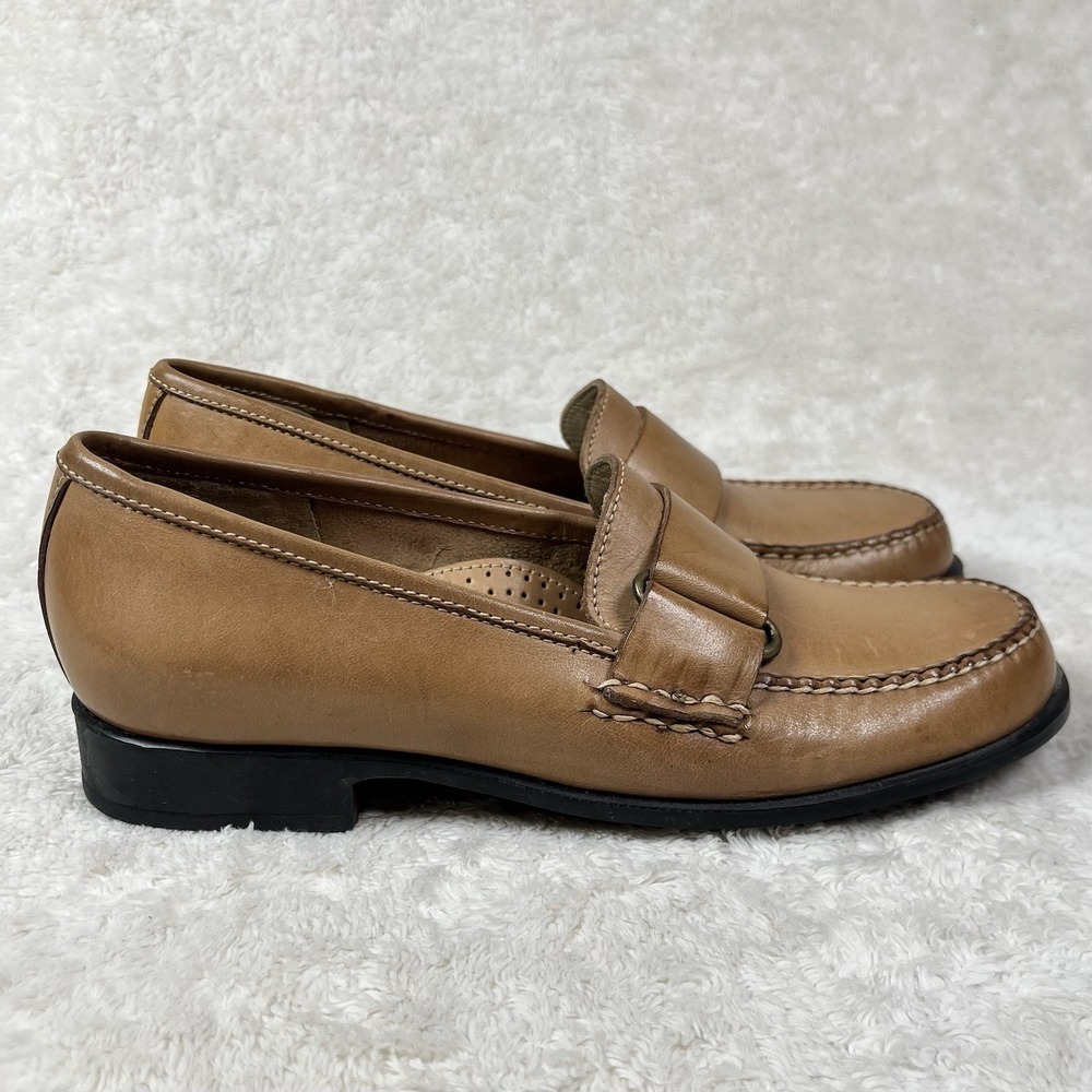 WH Bass‎ Weejuns Cecelia Loafers Plain Strap Womens Size 6 Tan Leather Mock Toe